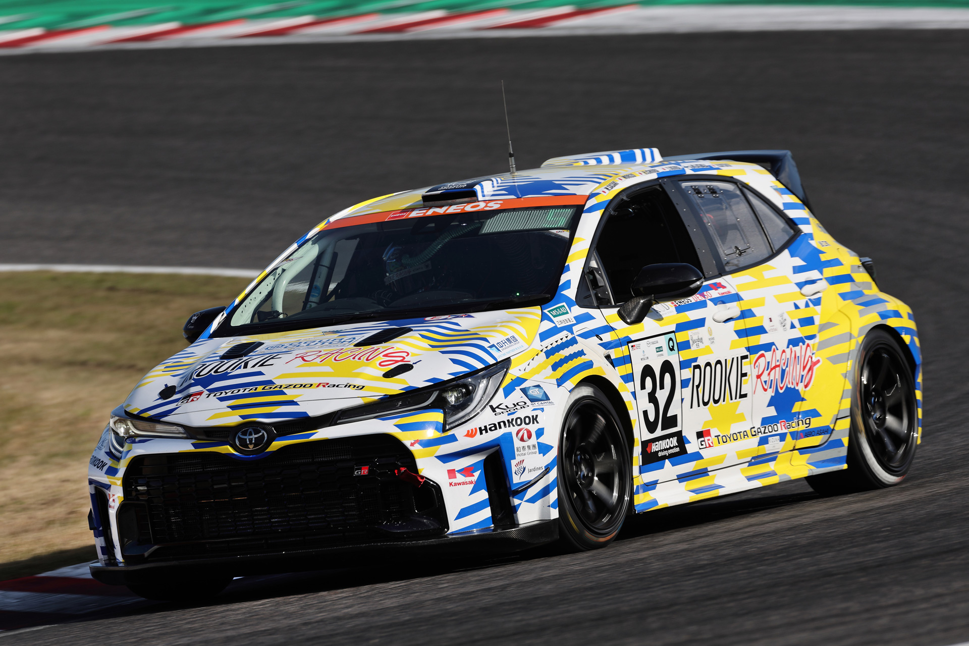 Toyota Takes To The Track In Thailand With A Race-Ready Prius - Automacha