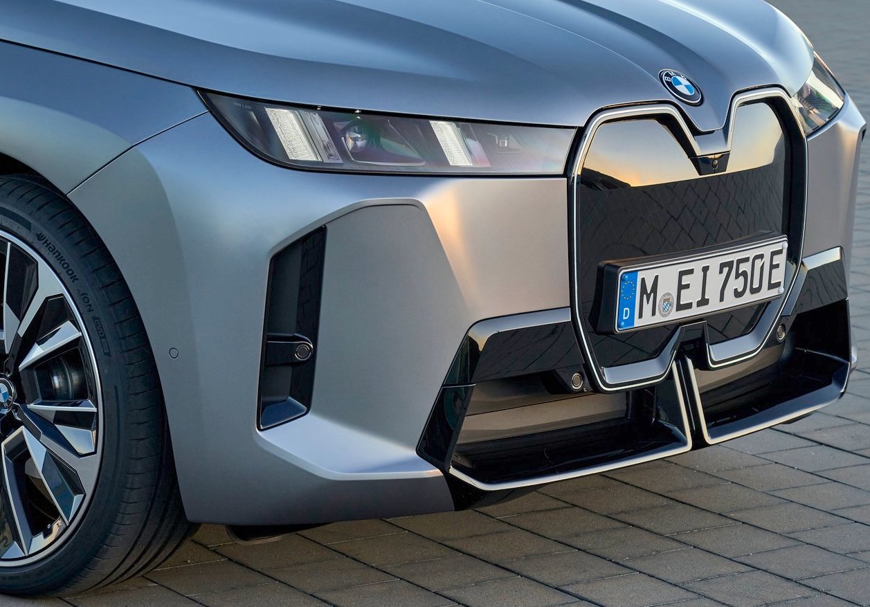 BMW iX xDrive60 M Sport