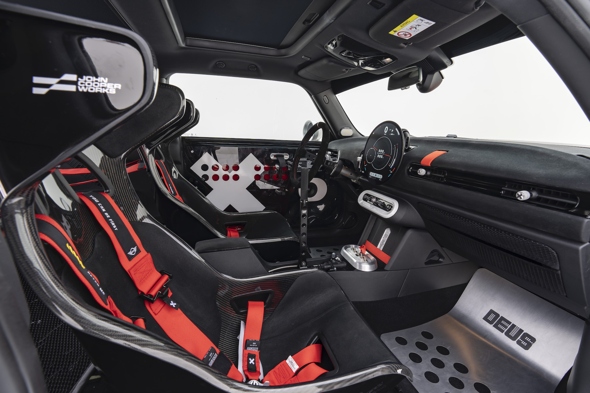 MINI JCW X DEUS