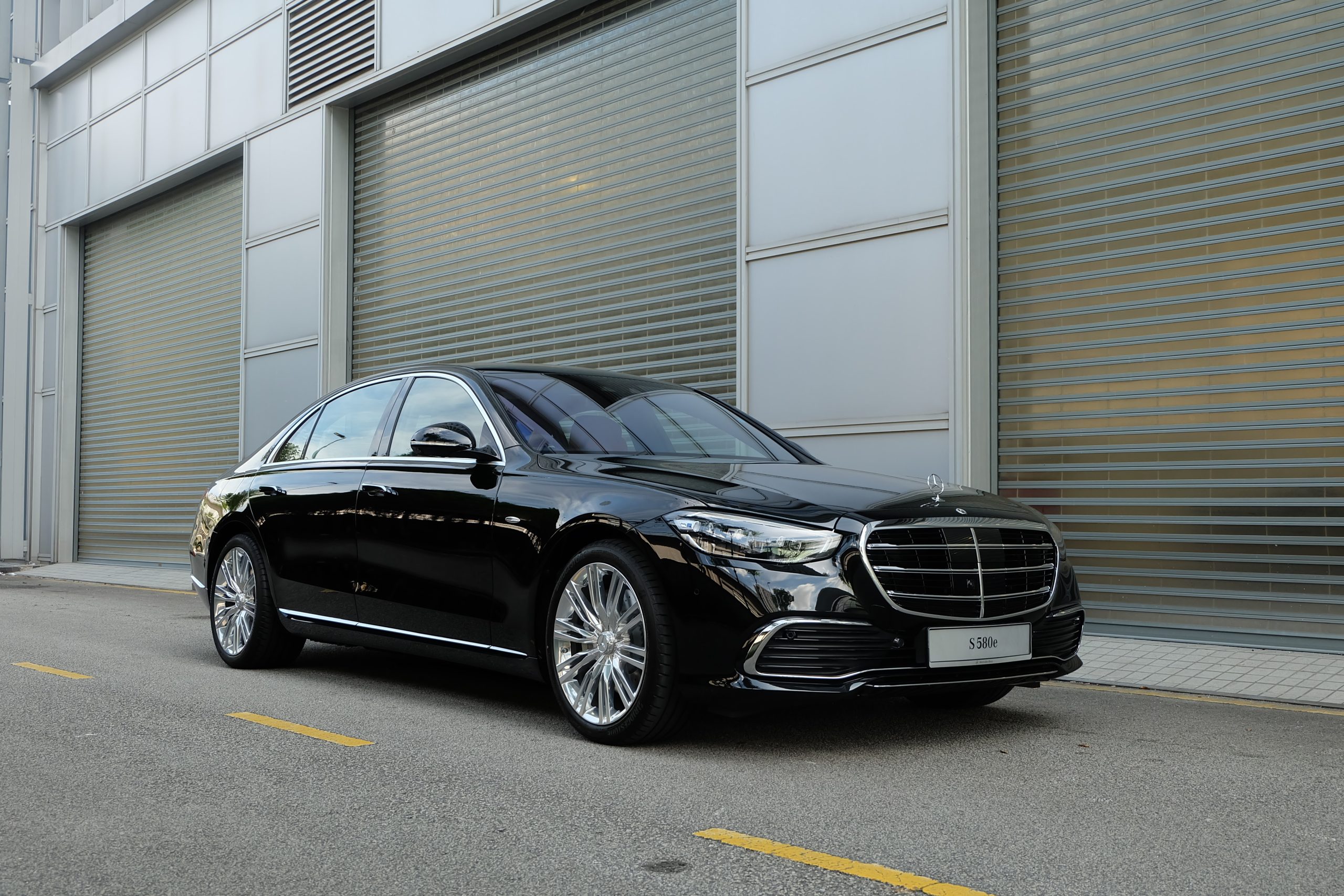 Mercedes-Benz S580e Updated With DC Charging & Rear Steer - Automacha