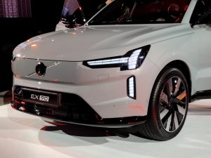 Volvo EX90
