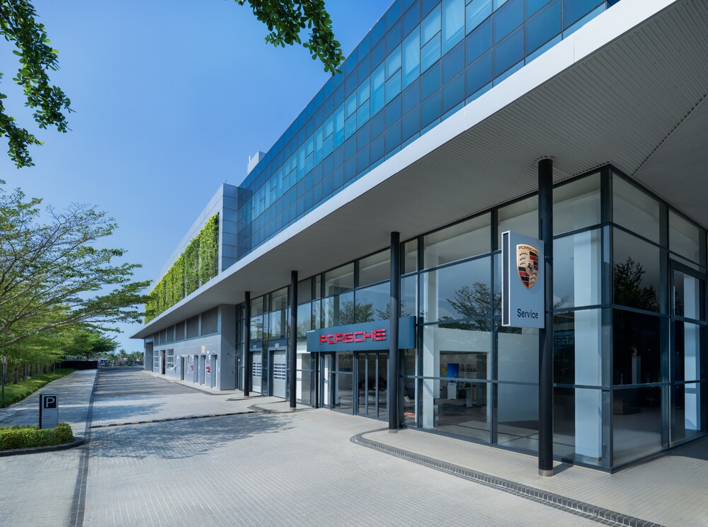 Porsche Kucing Service Centre